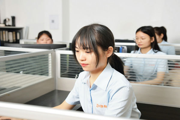 辦公環(huán)境 3 